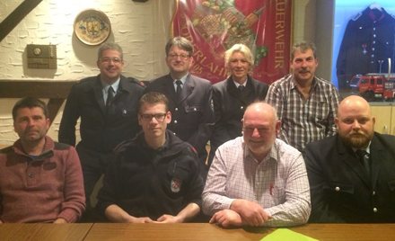 Vorstand des Frdervereins der Feuerwehr Oberlahr im Amt besttigt