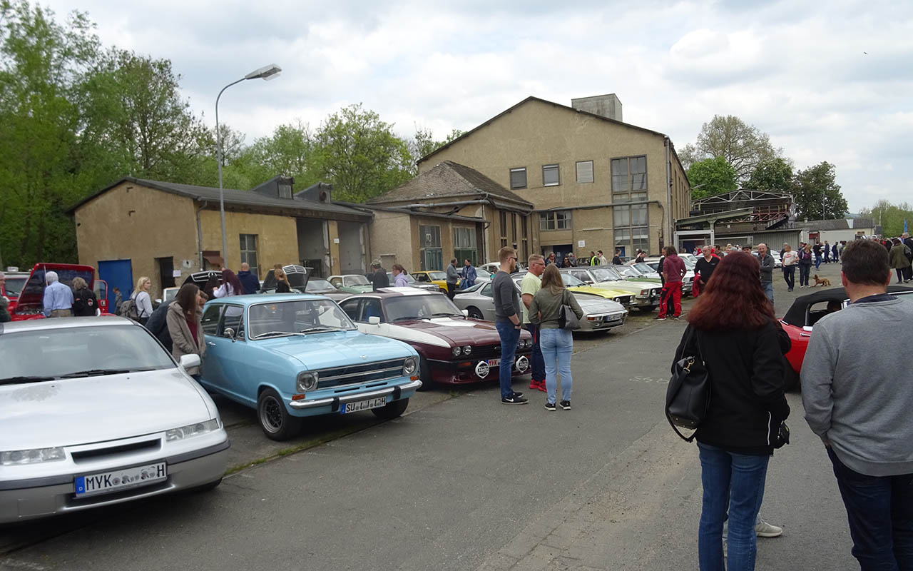 Young- und Oldtimertreffen am 1. Mai in Neuwied 