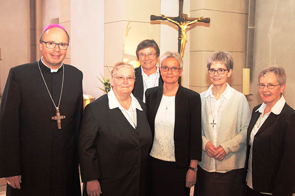 Schwester Edith-Maria Magar bleibt Generaloberin