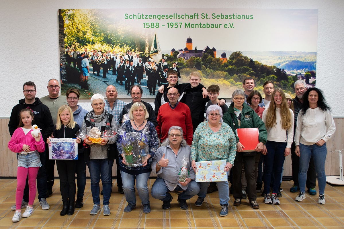 Rege Teilnahme beim Ostereierschieen in Montabaur