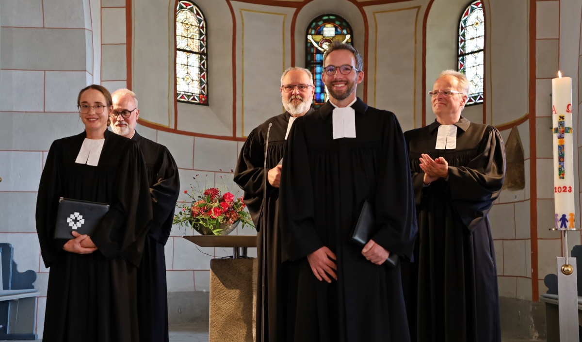 Pfarrteam ist wieder komplett: Festgottesdienst fr Dr. Julia Wei und Daniel Balschmieter 