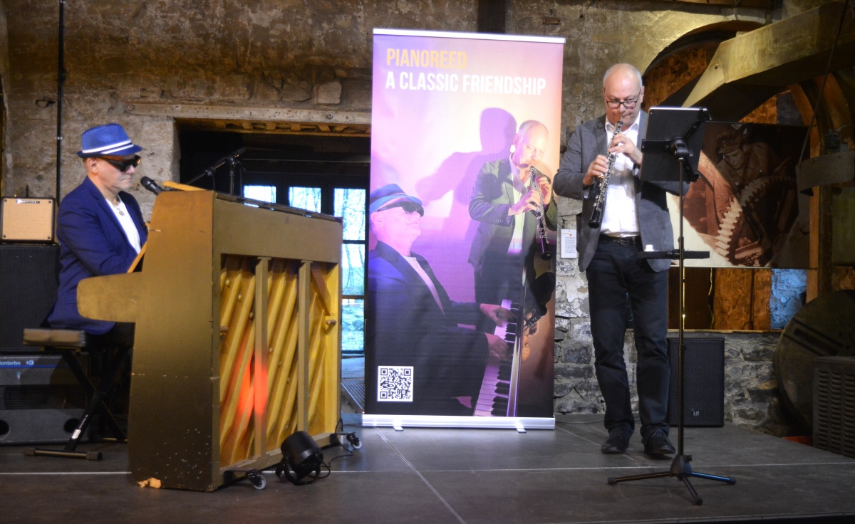 "Jazz und Klassik im Dialog": "pianoreed" trat im Stffel-Park auf