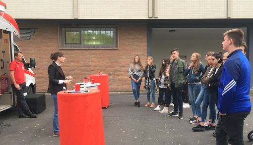 Das Roadshowmobil der IG Metall war zu Gast an der IGS Betzdorf-Kirchen. (Foto: IGS Betzdorf-Kirchen)