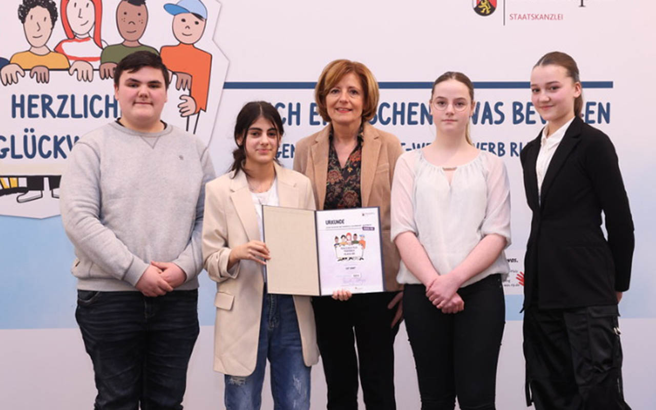 Realschule plus Puderbach erhlt Auszeichnung von Malu Dreyer