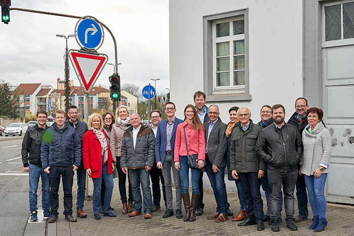 Neuer Radweg Andernacher Strae muss mehr Sicherheit bringen 