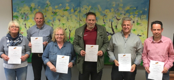 Es gab Ehrungen in Horhausen fr (von links) Gabriele Schug, Christoph Orthen, Ursula Kamp-Nikolaus, Wolfgang Herrig, Thomas Seger und Ortsbrgermeister Thomas Schmidt. (Foto: Ortsgemeinde Horhausen)