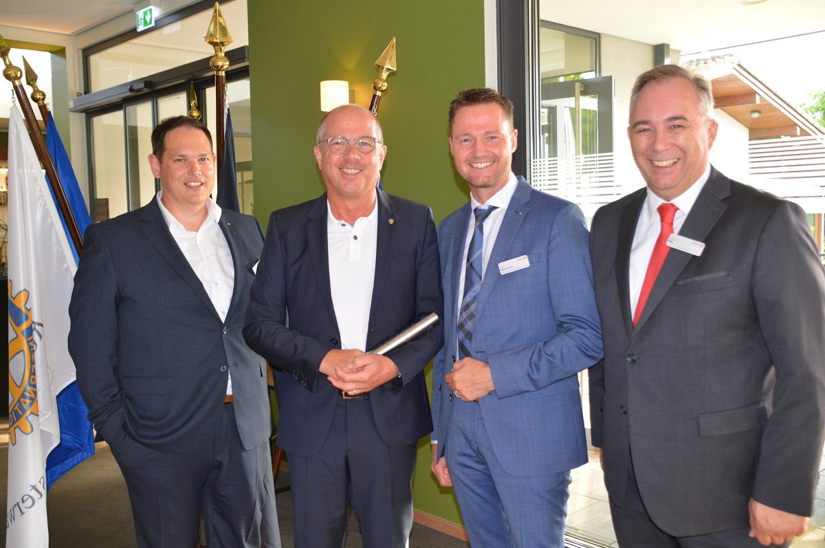 Rotary Club Westerwald hat neuen Prsidenten 