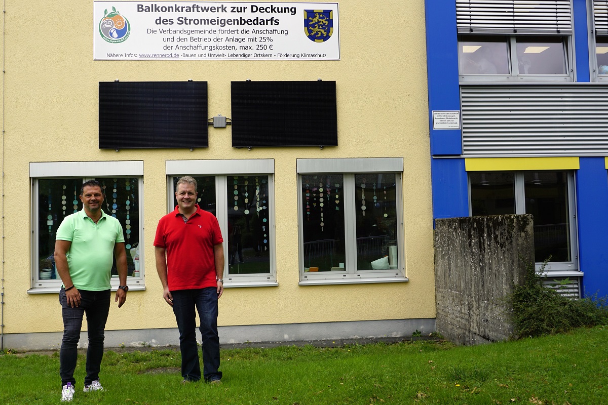 Neues Balkonkraftwerk fr die Realschule Plus in Rennerod