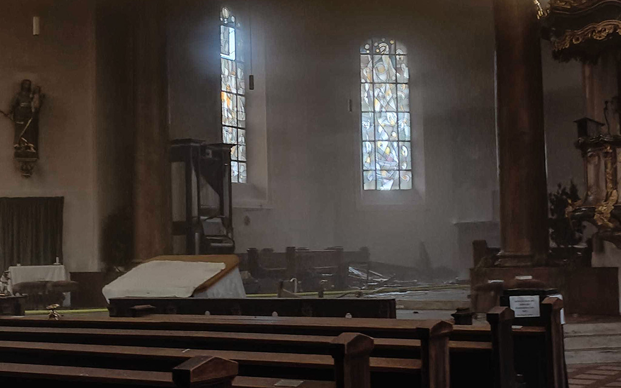 Der Brandanschlag auf die Kirche hat viele geschockt. (Foto: kk)