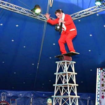 Circus Ronelli gastiert in Weitefeld