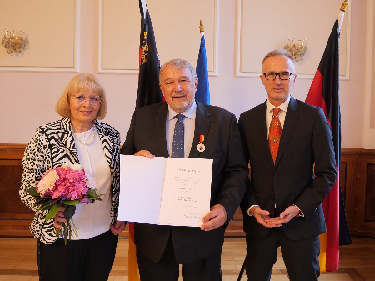 Kurt Schler aus Ransbach-Baumbach erhlt Verdienstmedaille des Landes