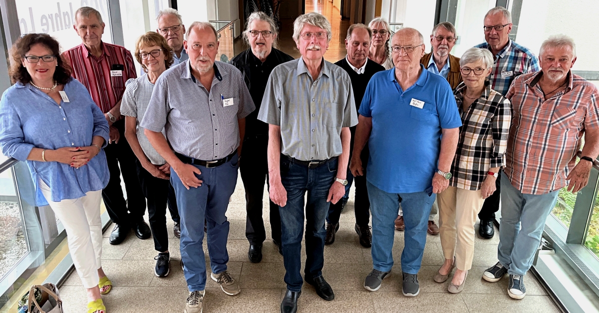 Der neue Vorsitzende Werner Hollmann (Mitte) aus Betzdorf im Kreis der Seniorenbeiratsmitglieder. (Foto: Kreisverwaltung) 
