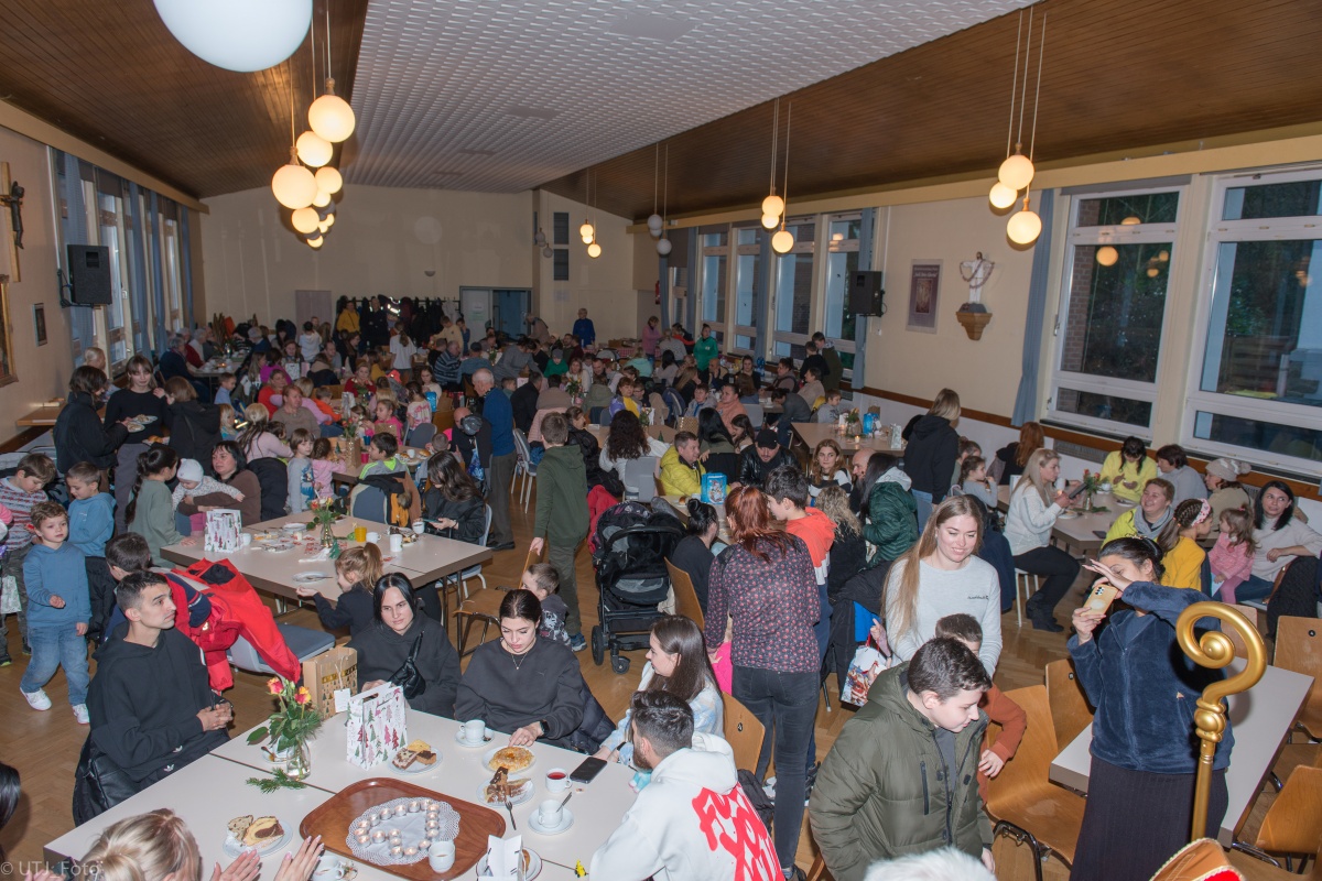 Am 12. Dezember fand die Weihnachtsfeier im Caf Kiew in Wissen statt. (Fotos: UTJ_Foto)