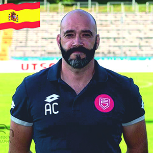 Alfonso Corces trainiert jetzt die A-Jugend. Foto: Verein