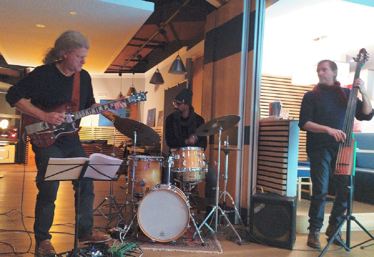 "Slow Turtle Trio" begeisterte im b-05 PopUp Caf in Montabaur. (Foto: privat)