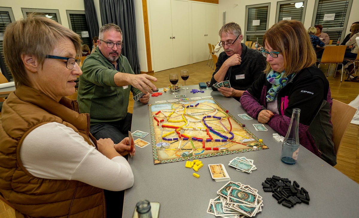 "Zug um Zug" beim Spieleabend 2022. (Foto: privat)