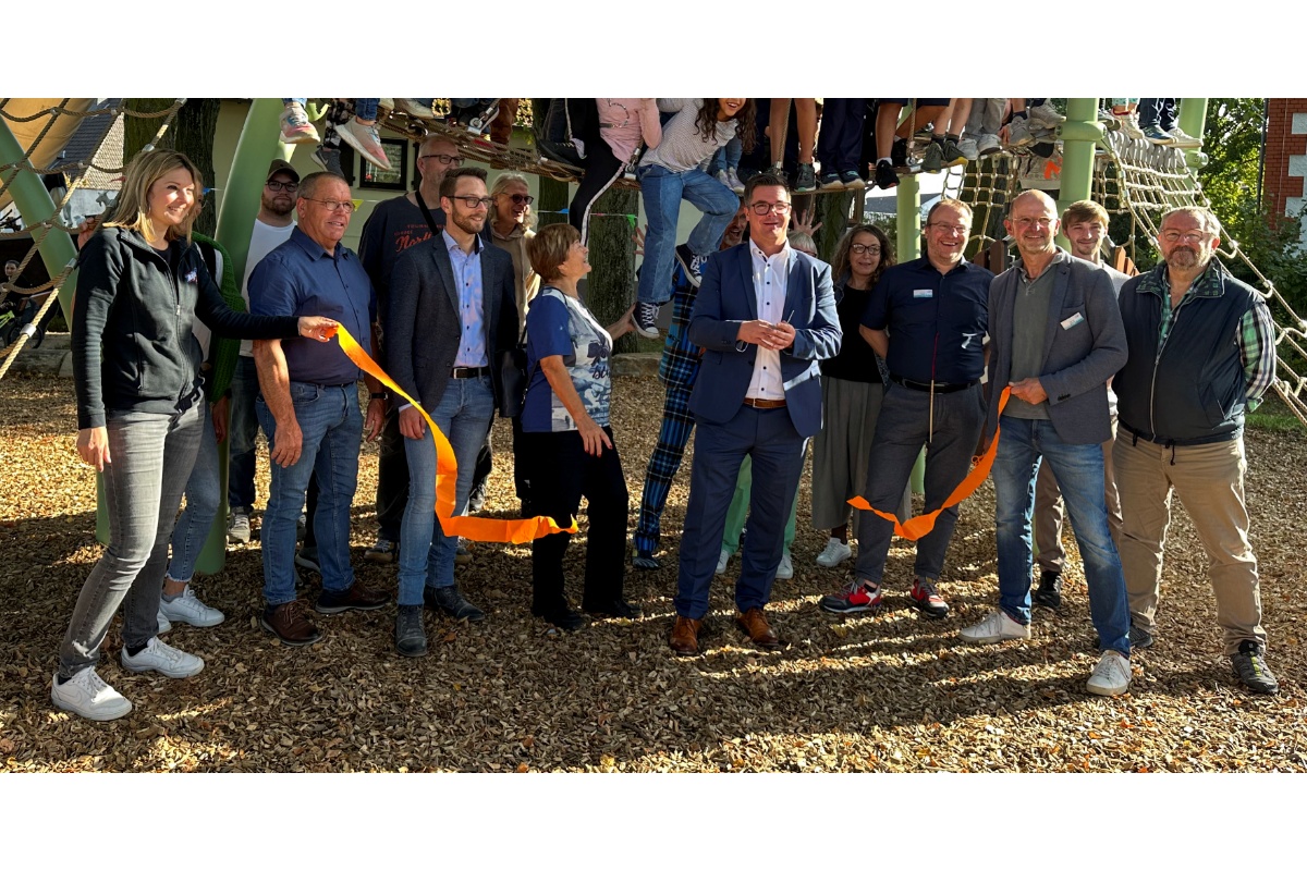 Kinderfreundliche Kommune weiter gefestigt: Neuer Spielplatz in Feldkirchen ist erffnet