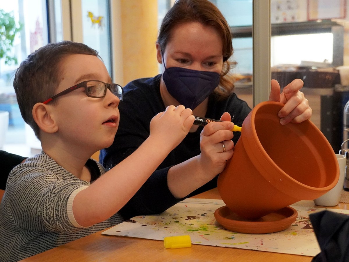 Kinder- und Jugendhospiz Olpe: Familie J. erzhlt vom Leben mit seltener Erkrankung
