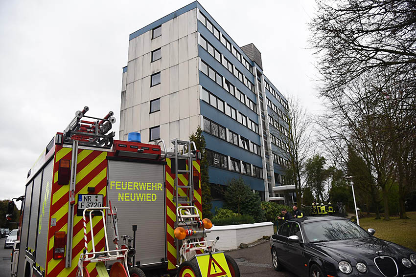 Feuerwehreinsatz im Hochhaus  keine Verletzten