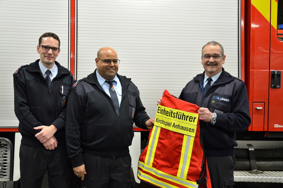 Von links: Jrgen Henn, Imad Merghad, Volker Lemgen. (Foto: Jonas Fackert, Freiwillige Feuerwehr Kirchspiel Anhausen)