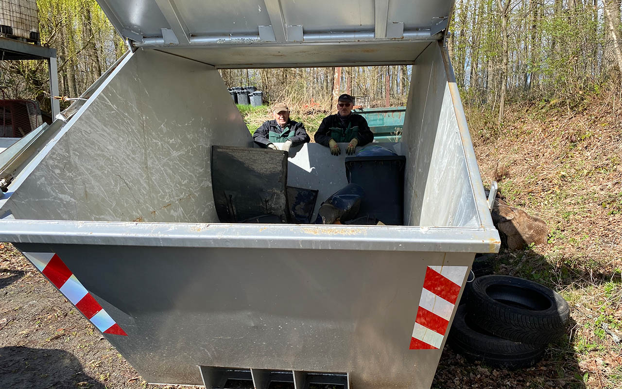 Ehrenamtliche Helfer sind 1. April wieder im Einsatz. (Foto: Ortsgemeinde Pracht)