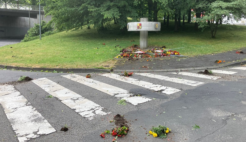 Zeugen gesucht: Blumenbeet mutwillig zerstrt