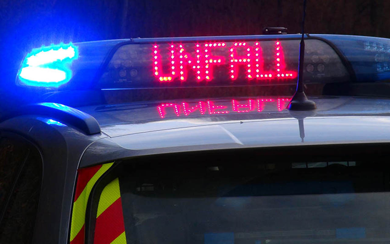 Zwei verletzte Personen bei Verkehrsunfall auf B 413 bei Hachenburg