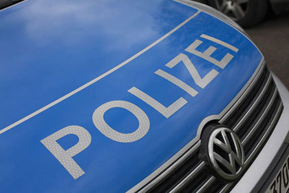 Fahrer flchtet nach schwerem Verkehrsunfall