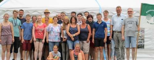 Zum Gruppenfoto formierten sich die Teilnehmer des diesjhrigen Freizeitlagers der Schtzenjugend des Wissener Schtzenvereins an der Aggertalsperre in Gummersbach-Lantenbach. (Foto: Wissener SV) 