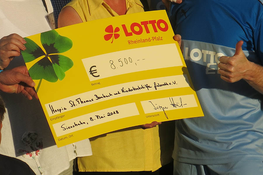 Benefizspiel der Lotto-Elf zugunsten des Schulbaus in Ruanda