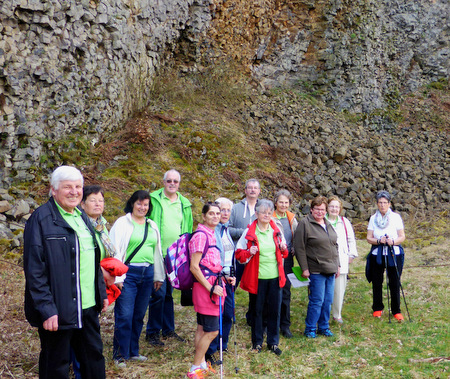 Die Wanderer des Westerwaldvereins Bad Marienberg auf ihrer Tour zwischen Nomborn und Reckenthal. (Foto: Verein)